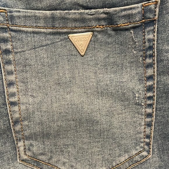 Guess high waist Jean size 28 - Picture 3 of 10